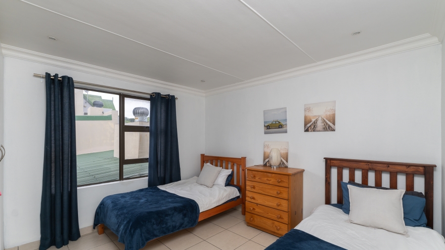 5 Bedroom Property for Sale in Twee Kuilen Western Cape